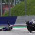 Tay đua MotoGP nhảy khỏi xe ở vận tốc 209 km/h